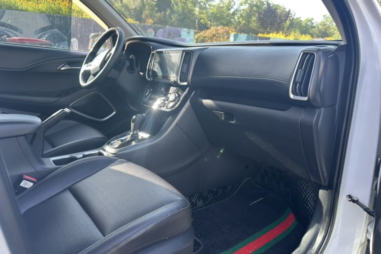Used Hyundai ix35 2019 2.0L Automatic 2WD Zhiyong·Changxiang Edition China VI Standard Interior 5