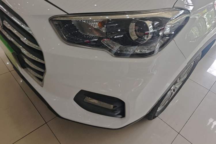 Used Hyundai ix35 2019 2.0L Automatic 2WD Zhiyong·Changxiang Edition China VI Standard Left Front Headlight