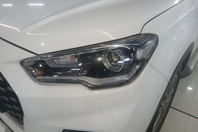 Used Hyundai ix35 2019 1.4T DCT Two-Wheel Drive Smart & Enjoyment Version China V Standard Left Front Headlight