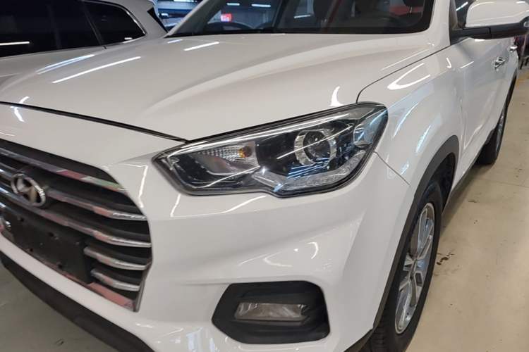 Used Hyundai ix35 2019 2.0L Automatic 2WD Zhiyong·Changxiang Edition China V Standard Left Front Headlight