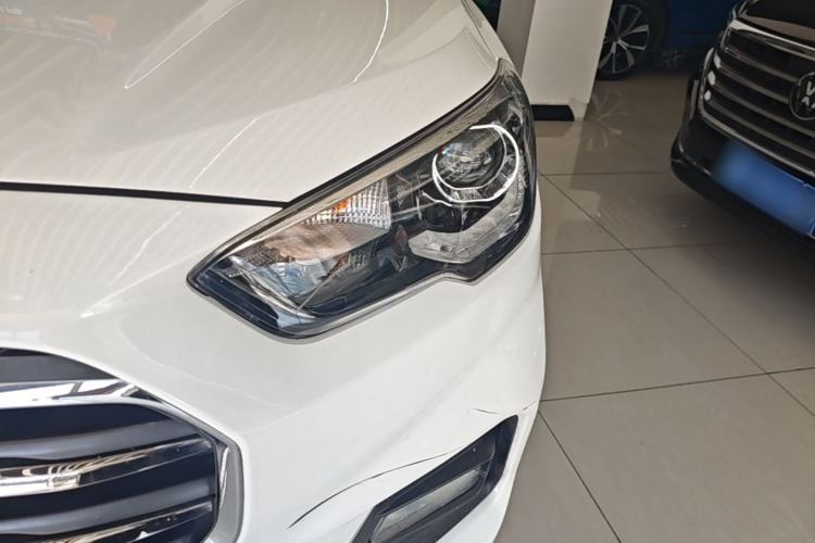Used Hyundai ix35 2019 2.0L Automatic 2WD Zhiyong·Changxiang Edition China VI Standard Left Front Headlight