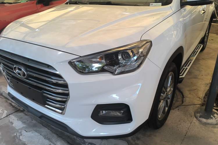 Used Hyundai ix35 2019 2.0L Automatic 2WD Zhiyong·Changxiang Edition China V Standard Left Front Headlight