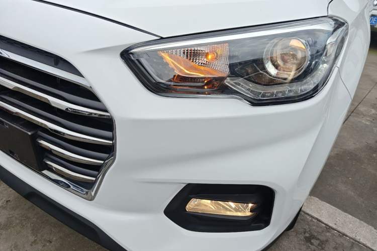 Used Hyundai ix35 2019 2.0L Automatic 2WD Zhiyong·Changxiang Edition China V Standard Left Front Headlight