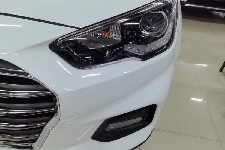 Used Hyundai ix35 2019 2.0L Automatic 2WD Zhiyong·Changxiang Edition China VI Standard Left Front Headlight