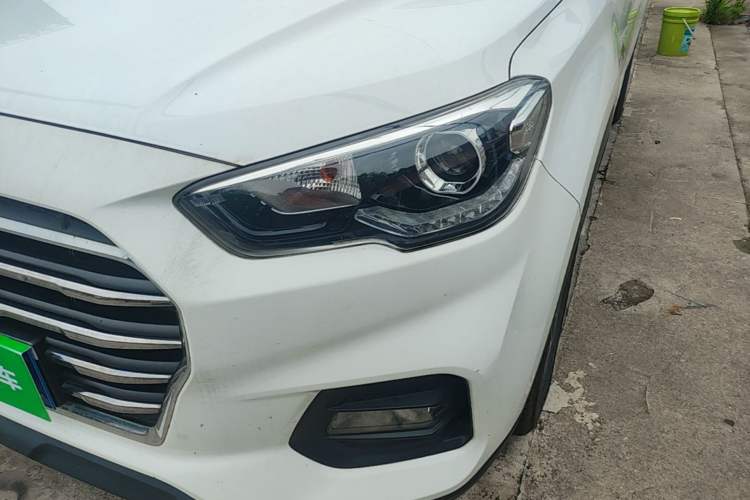 Used Hyundai ix35 2019 2.0L Automatic 2WD Zhiyong·Changxiang Edition China VI Standard Left Front Headlight