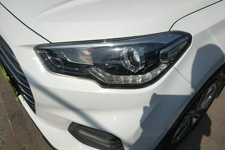 Used Hyundai ix35 2019 2.0L Automatic 2WD Zhiyong·Changxiang Edition China V Standard Left Front Headlight