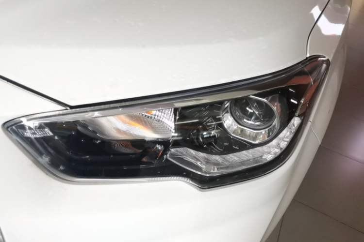 Used Hyundai ix35 2019 2.0L Automatic 2WD Zhiyong·Changxiang Edition China VI Standard Left Front Headlight