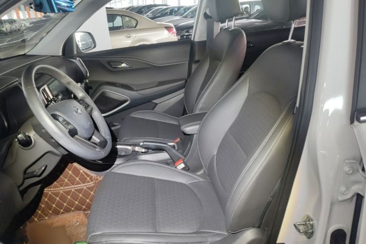 Used Hyundai ix35 2019 2.0L Automatic 2WD Zhiyong·Changxiang Edition China VI Standard Left Front Seat