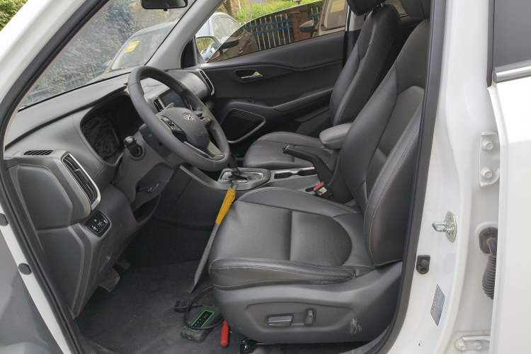 Used Hyundai ix35 2019 2.0L Automatic 2WD Zhiyong·Changxiang Edition China V Standard Left Front Seat