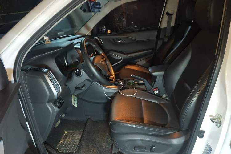Used Hyundai ix35 2019 2.0L Automatic 2WD Zhiyong·Changxiang Edition China V Standard Left Front Seat