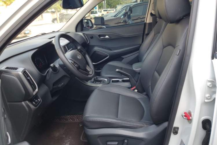 Used Hyundai ix35 2019 2.0L Automatic 2WD Zhiyong·Changxiang Edition China VI Standard Left Front Seat
