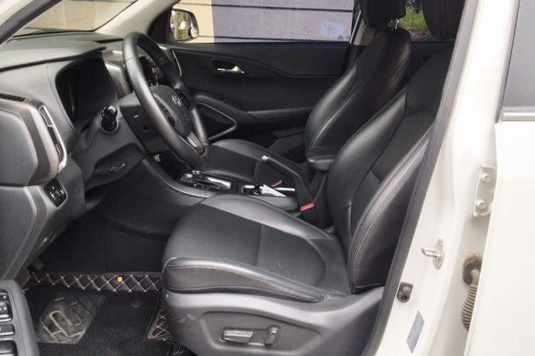 Used Hyundai ix35 2019 2.0L Automatic 2WD Zhiyong·Changxiang Edition China VI Standard Left Front Seat