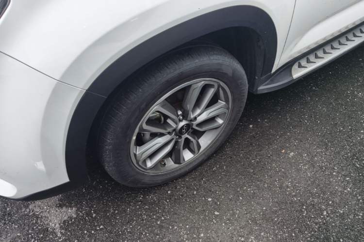 Used Hyundai ix35 2019 2.0L Automatic 2WD Zhiyong·Changxiang Edition China VI Standard Left Front Wheel Hub