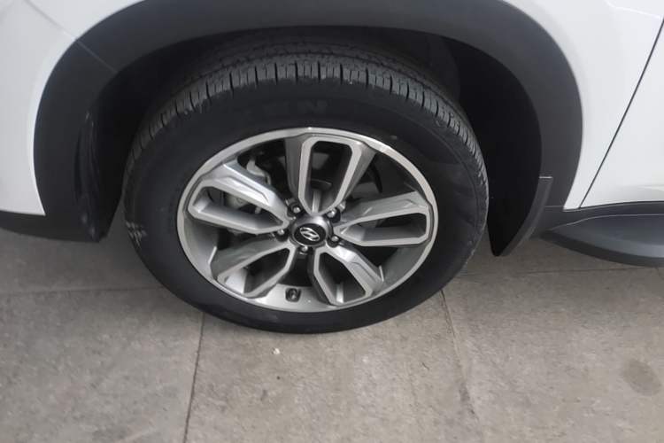Used Hyundai ix35 2019 2.0L Automatic 2WD Zhiyong·Changxiang Edition China V Standard Left Front Wheel Hub