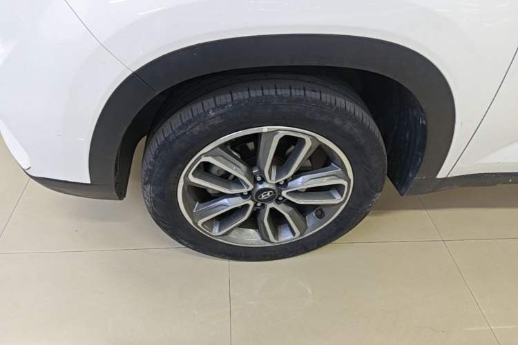Used Hyundai ix35 2019 2.0L Automatic 2WD Zhiyong·Changxiang Edition China VI Standard Left Front Wheel Hub