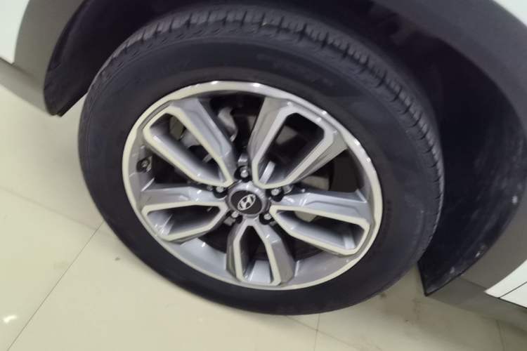 Used Hyundai ix35 2019 2.0L Automatic 2WD Zhiyong·Changxiang Edition China VI Standard Left Front Wheel Hub