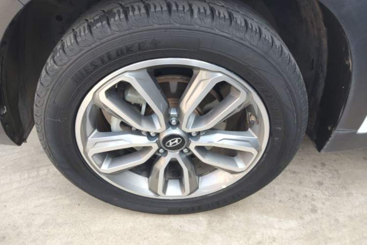 Used Hyundai ix35 2019 2.0L Automatic 2WD Zhiyong·Changxiang Edition China VI Standard Left Front Wheel Hub
