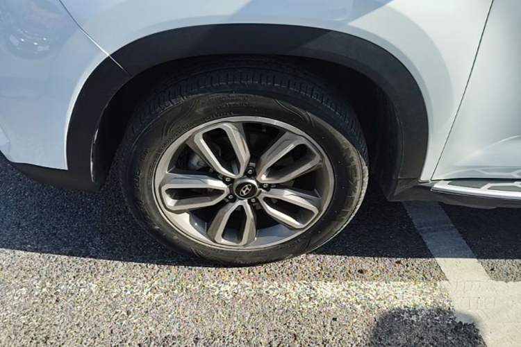 Used Hyundai ix35 2019 2.0L Automatic 2WD Zhiyong·Changxiang Edition China VI Standard Left Front Wheel Hub