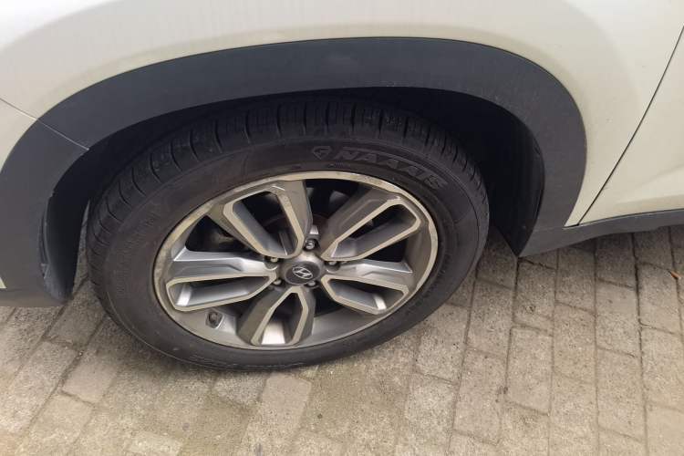 Used Hyundai ix35 2019 1.4T DCT Two-Wheel Drive Smart & Enjoyment Version China V Standard Left Front Wheel Hub
