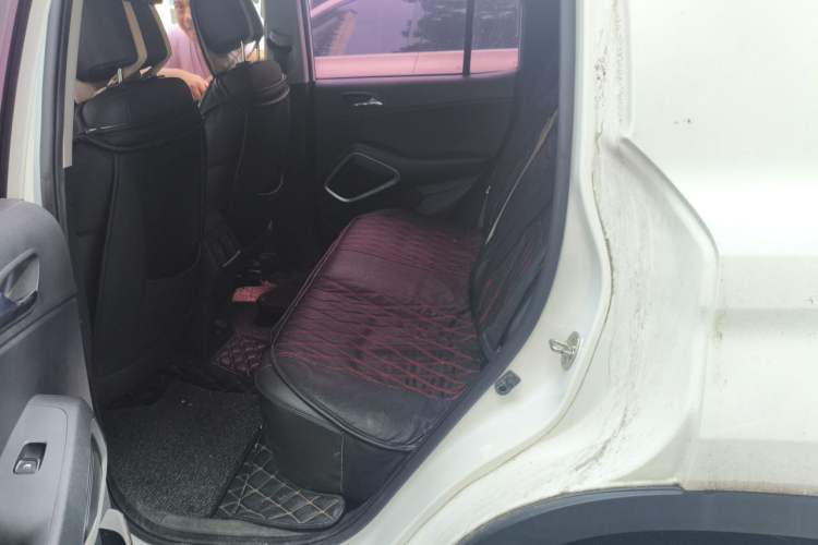 Used Hyundai ix35 2019 2.0L Automatic 2WD Zhiyong·Changxiang Edition China V Standard Left Rear Seat