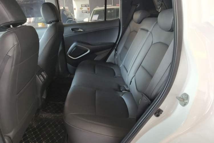 Used Hyundai ix35 2019 2.0L Automatic 2WD Zhiyong·Changxiang Edition China V Standard Left Rear Seat