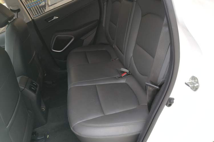 Used Hyundai ix35 2019 2.0L Automatic 2WD Zhiyong·Changxiang Edition China V Standard Left Rear Seat