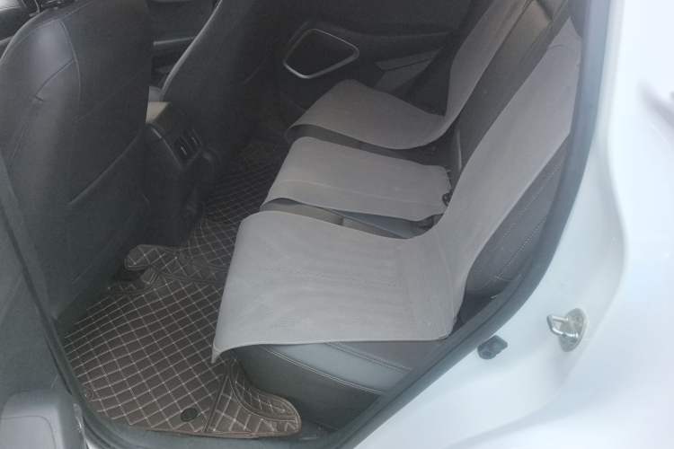Used Hyundai ix35 2019 2.0L Automatic 2WD Zhiyong·Changxiang Edition China V Standard Left Rear Seat