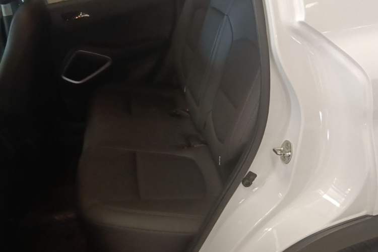 Used Hyundai ix35 2019 2.0L Automatic 2WD Zhiyong·Changxiang Edition China V Standard Left Rear Seat