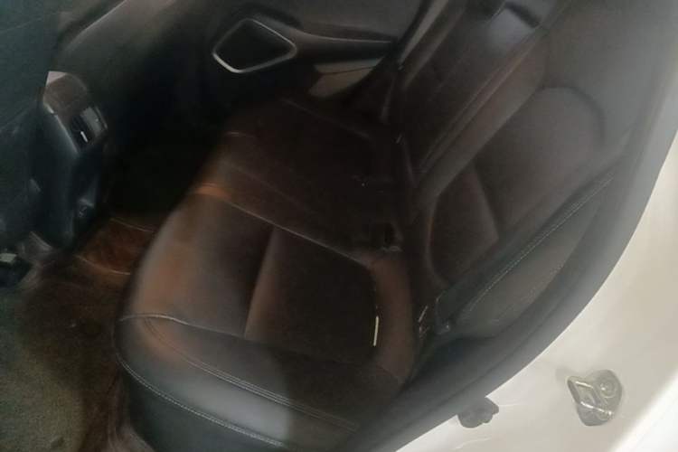 Used Hyundai ix35 2019 1.4T DCT Two-Wheel Drive Smart & Enjoyment Version China V Standard Left Rear Seat