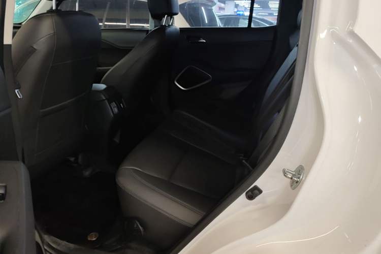 Used Hyundai ix35 2019 2.0L Automatic 2WD Zhiyong·Changxiang Edition China V Standard Left Rear Seat