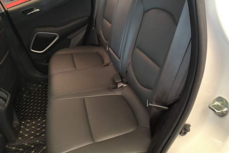 Used Hyundai ix35 2019 2.0L Automatic 2WD Zhiyong·Changxiang Edition China V Standard Left Rear Seat