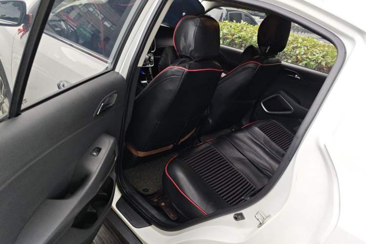 Used Hyundai ix35 2019 2.0L Automatic 2WD Zhiyong·Changxiang Edition China VI Standard Left Rear Seat