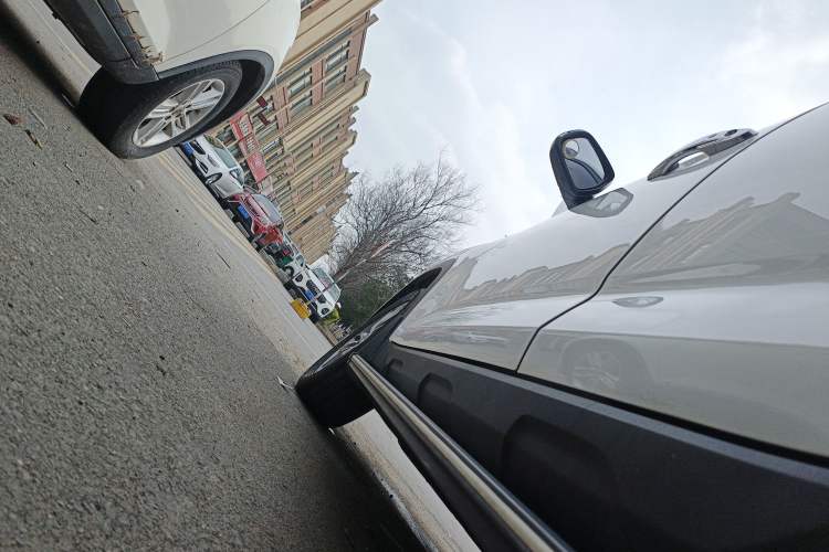 Used Hyundai ix35 2019 2.0L Automatic 2WD Zhiyong·Changxiang Edition China VI Standard Left Side Sill