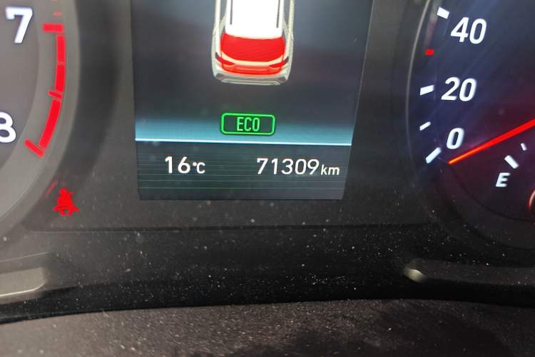 Used Hyundai ix35 2019 2.0L Automatic 2WD Zhiyong·Changxiang Edition China V Standard Odometer Close Up