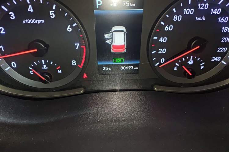 Used Hyundai ix35 2019 1.4T DCT Two-Wheel Drive Smart & Enjoyment Version China V Standard Odometer Close Up