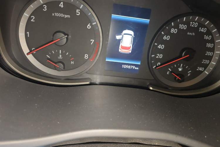 Used Hyundai ix35 2019 2.0L Automatic 2WD Zhiyong·Changxiang Edition China V Standard Odometer Close Up