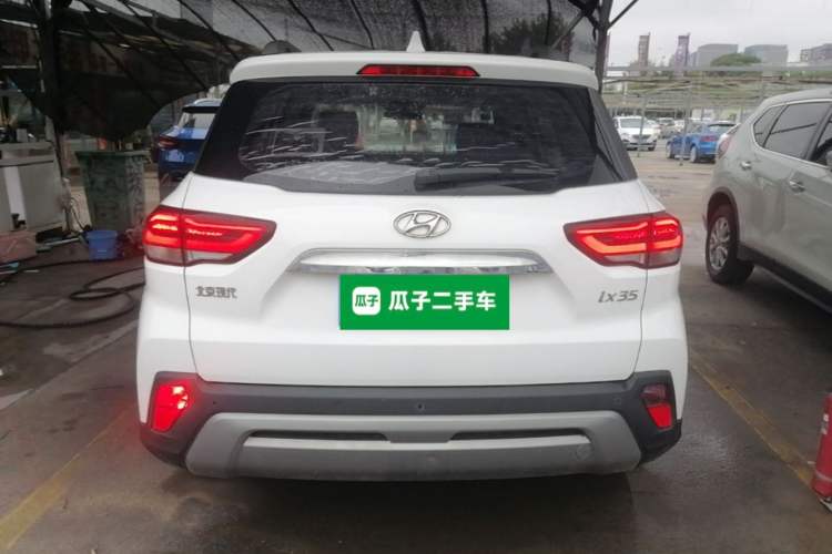 Used Hyundai ix35 2019 2.0L Automatic 2WD Zhiyong·Changxiang Edition China VI Standard Rear