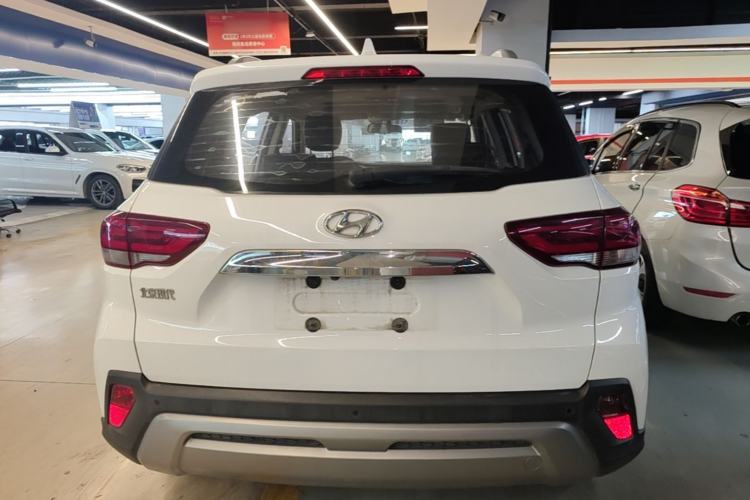 Used Hyundai ix35 2019 2.0L Automatic 2WD Zhiyong·Changxiang Edition China V Standard Rear