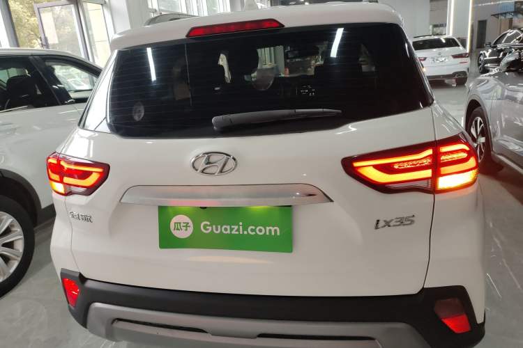 Used Hyundai ix35 2019 2.0L Automatic 2WD Zhiyong·Changxiang Edition China V Standard Rear