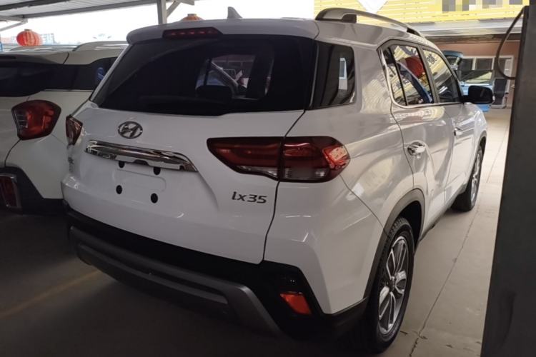 Used Hyundai ix35 2019 2.0L Automatic 2WD Zhiyong·Changxiang Edition China V Standard Rear Right 45 Deg