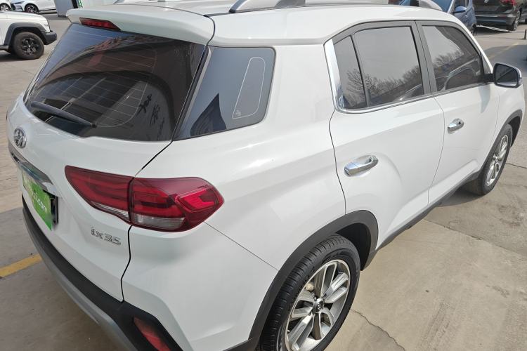 Used Hyundai ix35 2019 2.0L Automatic 2WD Zhiyong·Changxiang Edition China VI Standard Rear Right 45 Deg