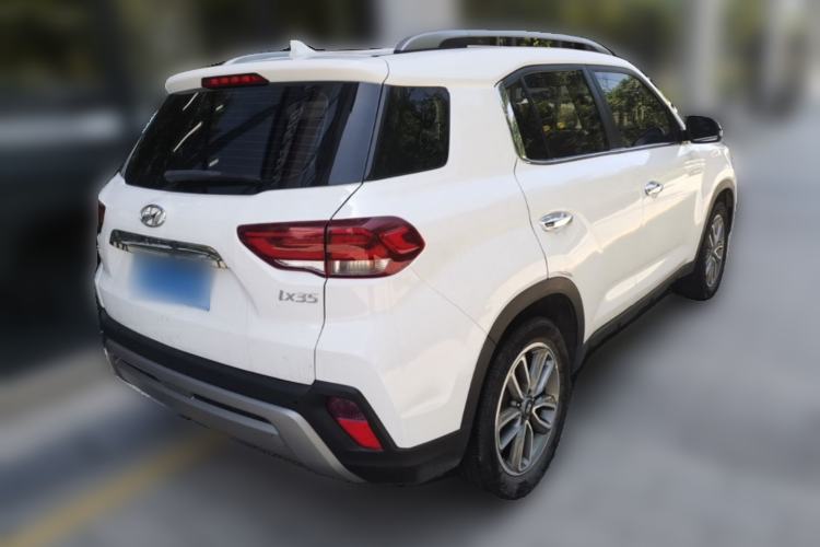 Used Hyundai ix35 2019 2.0L Automatic 2WD Zhiyong·Changxiang Edition China VI Standard Rear Right 45 Deg