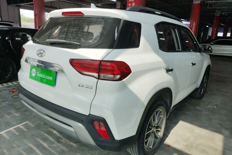 Used Hyundai ix35 2019 2.0L Automatic 2WD Zhiyong·Changxiang Edition China VI Standard Rear Right 45 Deg