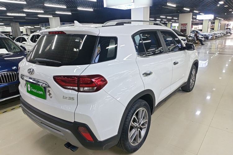 Used Hyundai ix35 2019 2.0L Automatic 2WD Zhiyong·Changxiang Edition China VI Standard Rear Right 45 Deg