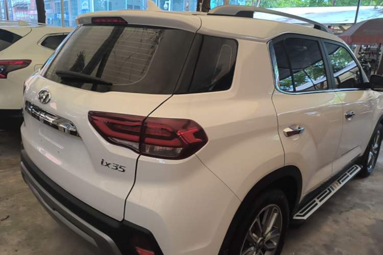 Used Hyundai ix35 2019 2.0L Automatic 2WD Zhiyong·Changxiang Edition China V Standard Rear Right 45 Deg