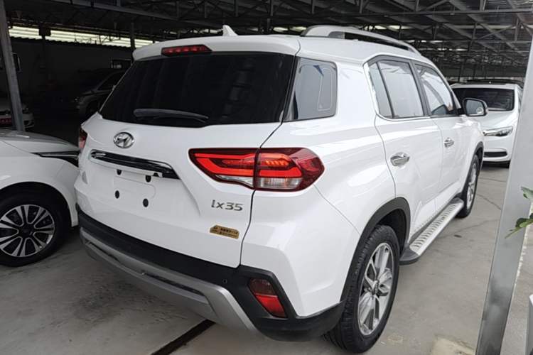 Used Hyundai ix35 2019 2.0L Automatic 2WD Zhiyong·Changxiang Edition China VI Standard Rear Right 45 Deg