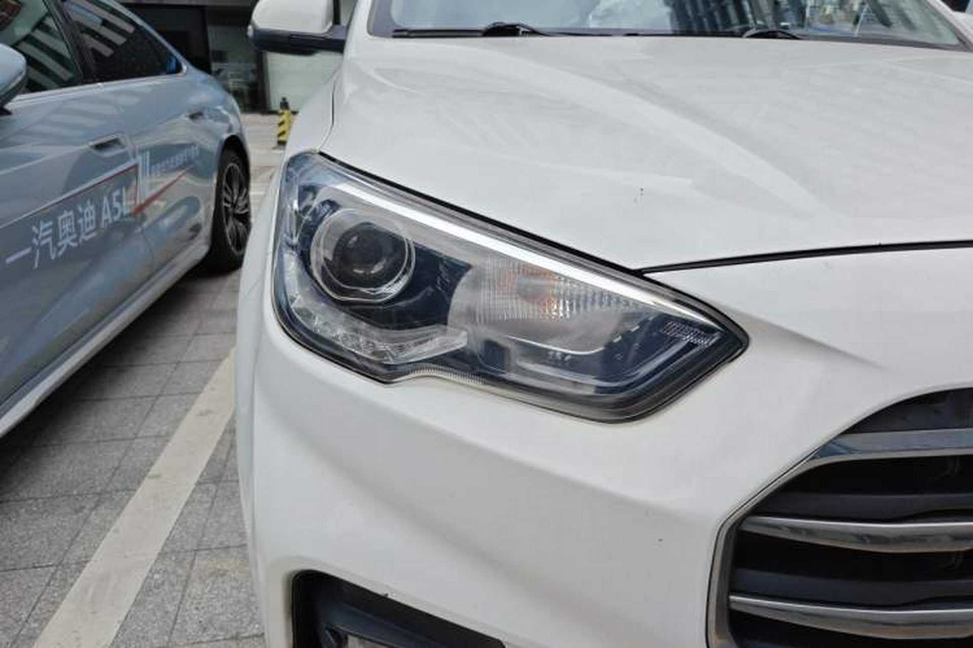 Used Hyundai ix35 2019 2.0L Automatic 2WD Zhiyong·Changxiang Edition China VI Standard Right Front Headlight