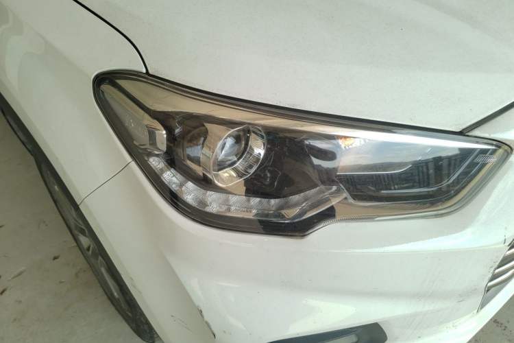Used Hyundai ix35 2019 2.0L Automatic 2WD Zhiyong·Changxiang Edition China V Standard Right Front Headlight