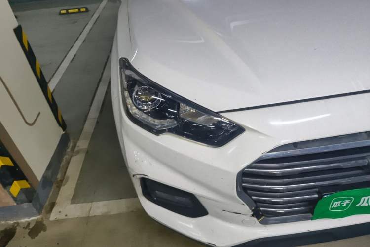Used Hyundai ix35 2019 2.0L Automatic 2WD Zhiyong·Changxiang Edition China VI Standard Right Front Headlight