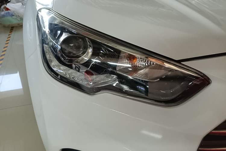 Used Hyundai ix35 2019 2.0L Automatic 2WD Zhiyong·Changxiang Edition China V Standard Right Front Headlight
